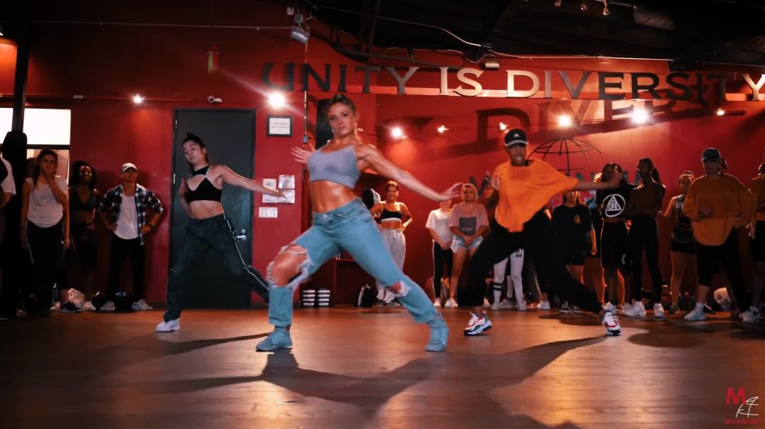 ⁣JUICE - Chris Brown  Choreography by Alexander Chung